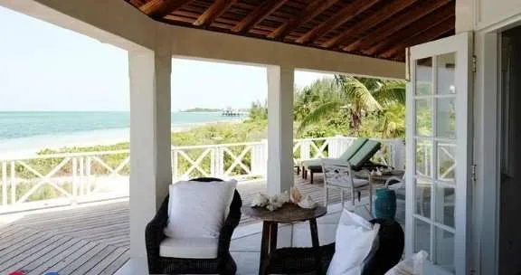 serena williams, honeymoon spots, honeymoon in the bahamas, black excellence, Bahamas honeymoon